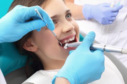 girl at the dentist's